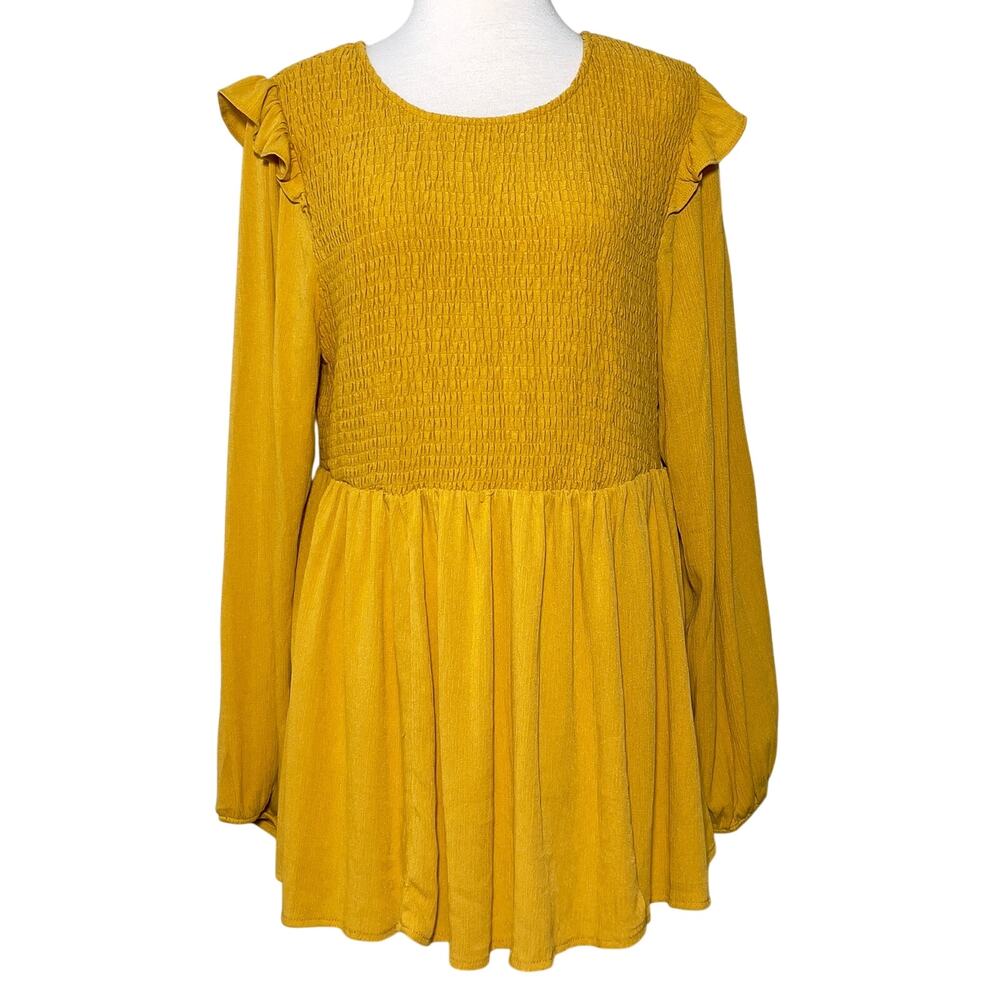TORRID Peplum Crinkle Gauze Smocked Top - Picture 2 of 11